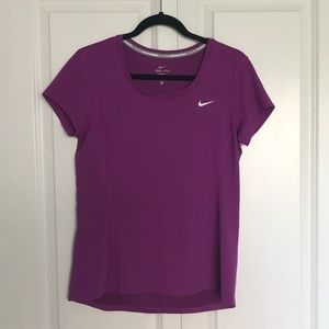 Nike workout top tee